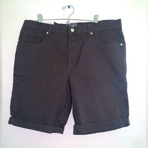 H&M Men’s Slim Fit Knee Length Shorts Size 36